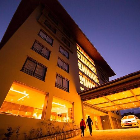 טימפו Ariya Hotel מראה חיצוני תמונה