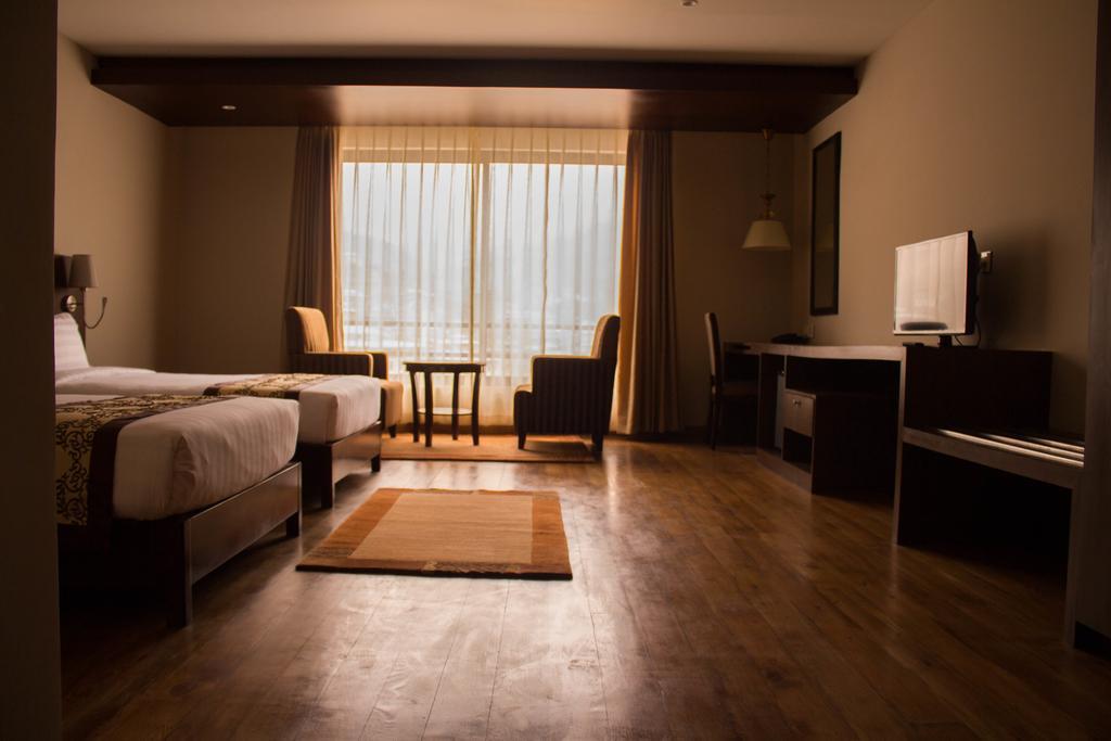 טימפו Ariya Hotel חדר תמונה