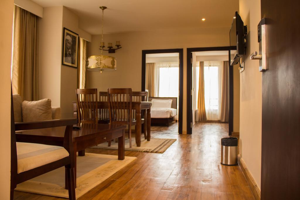 טימפו Ariya Hotel חדר תמונה