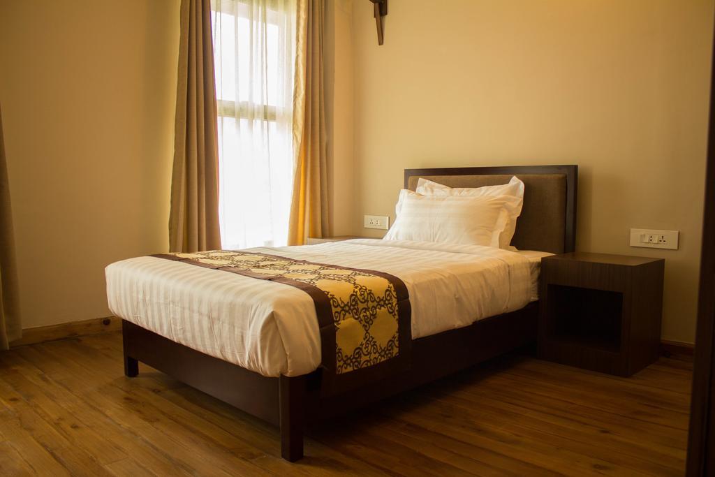 טימפו Ariya Hotel חדר תמונה