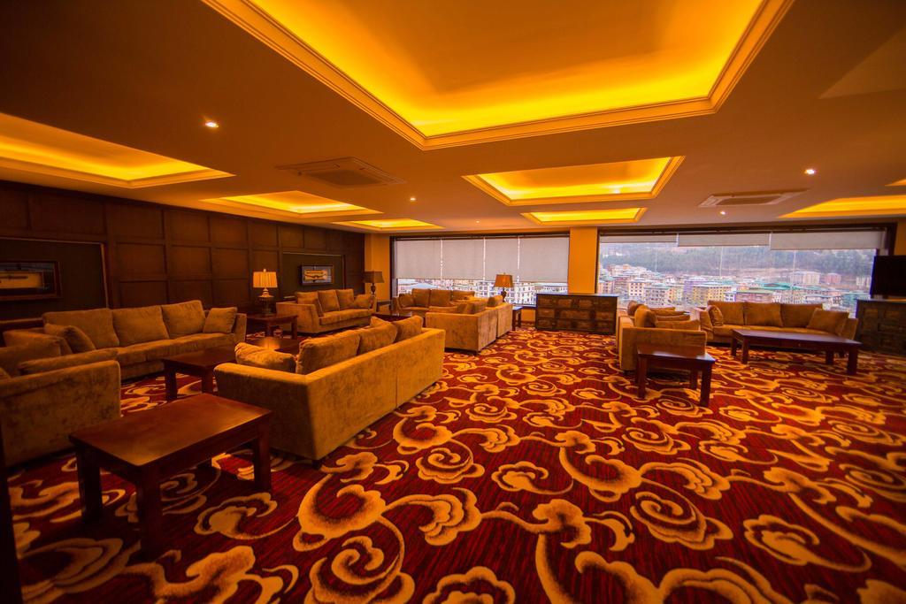 טימפו Ariya Hotel מראה חיצוני תמונה