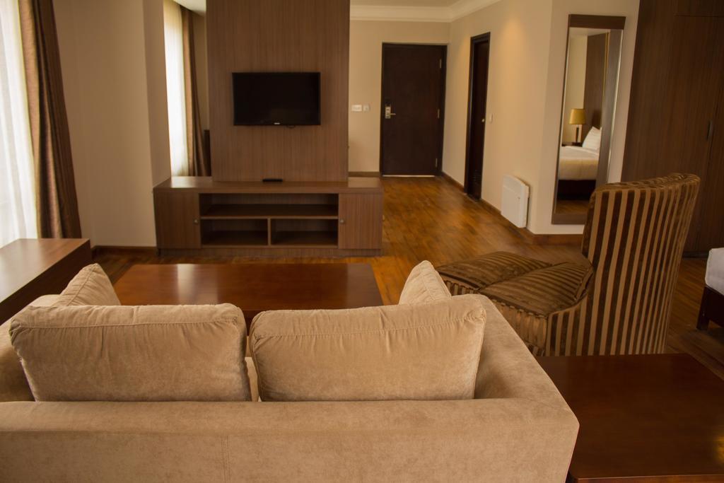 טימפו Ariya Hotel חדר תמונה