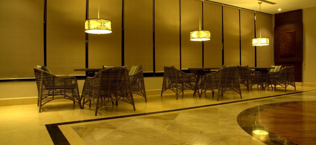 טימפו Ariya Hotel מראה חיצוני תמונה