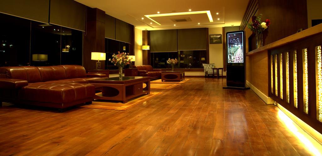 טימפו Ariya Hotel מראה חיצוני תמונה