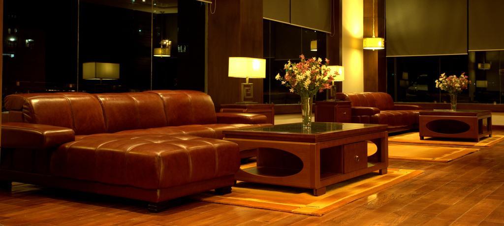 טימפו Ariya Hotel מראה חיצוני תמונה