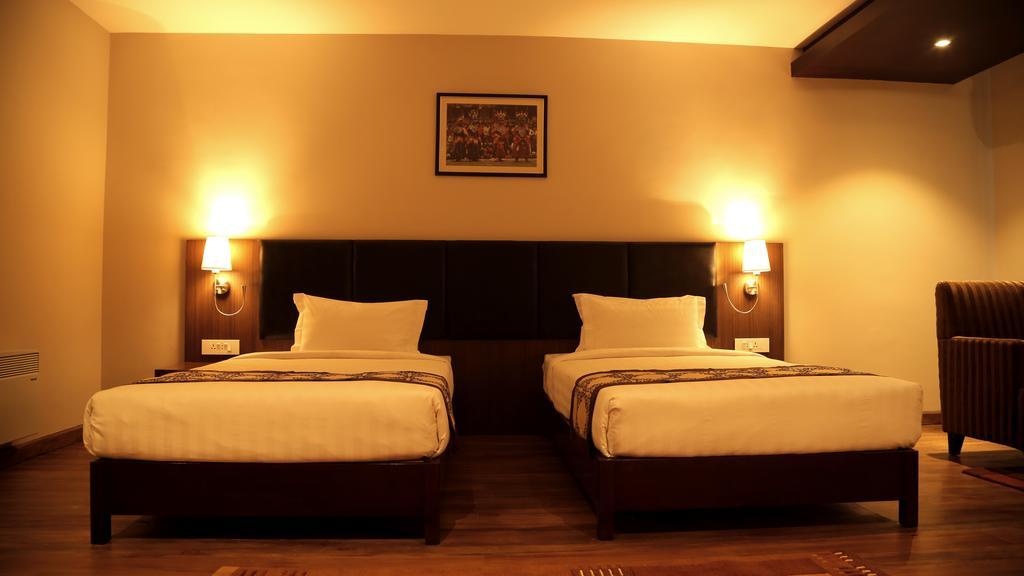 טימפו Ariya Hotel מראה חיצוני תמונה