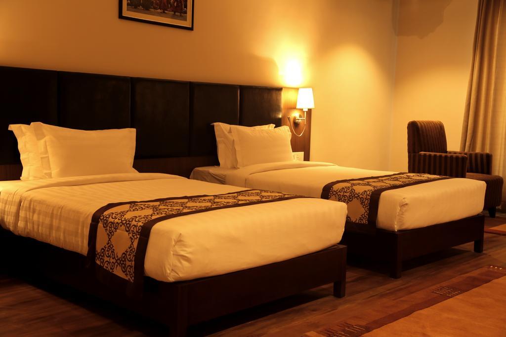 טימפו Ariya Hotel מראה חיצוני תמונה